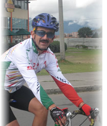 MIGUEL GRANADOS LUCE EL UNIFORME 22 A&Ntilde;OS